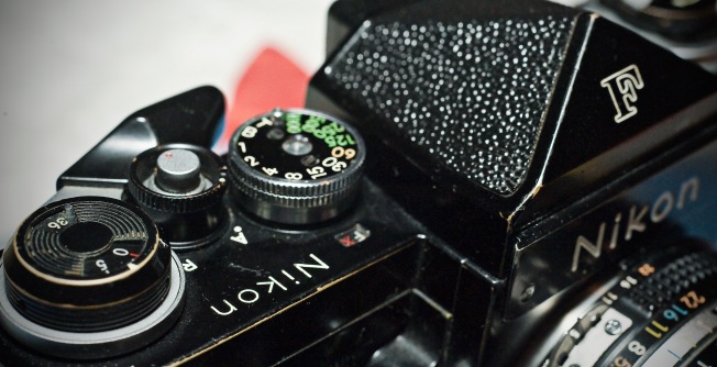 This is the Nikon F I recently got with a non-metered eye-level prism.